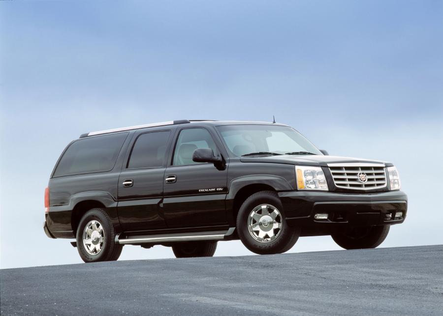  Cadillac Escalade ESV 2003 года  (фото 1 из 9)